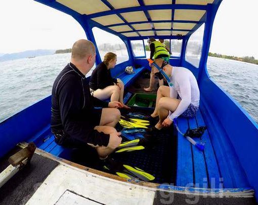 boat trip snorkeling gili t